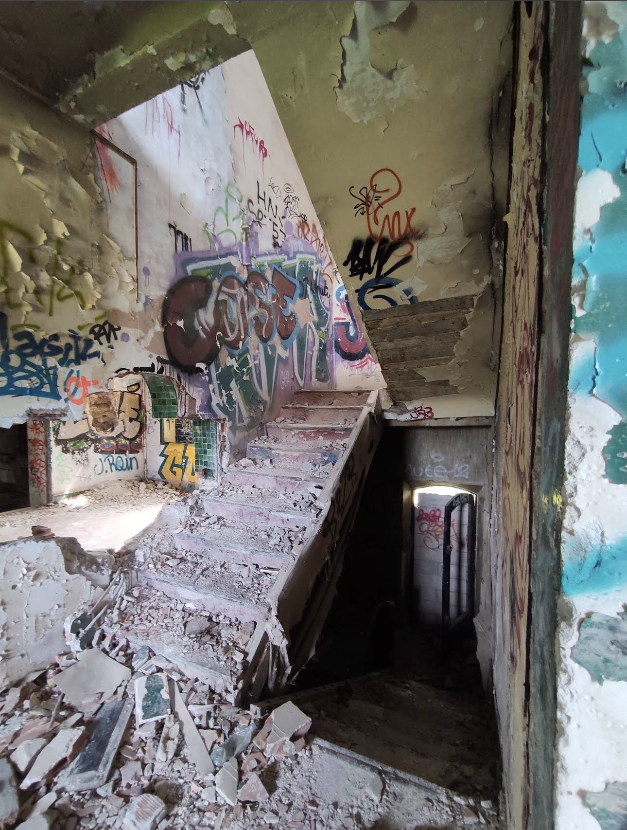 Sans nom — Lieu abandonné abandonné en Provence-Alpes-Côte d'Azur