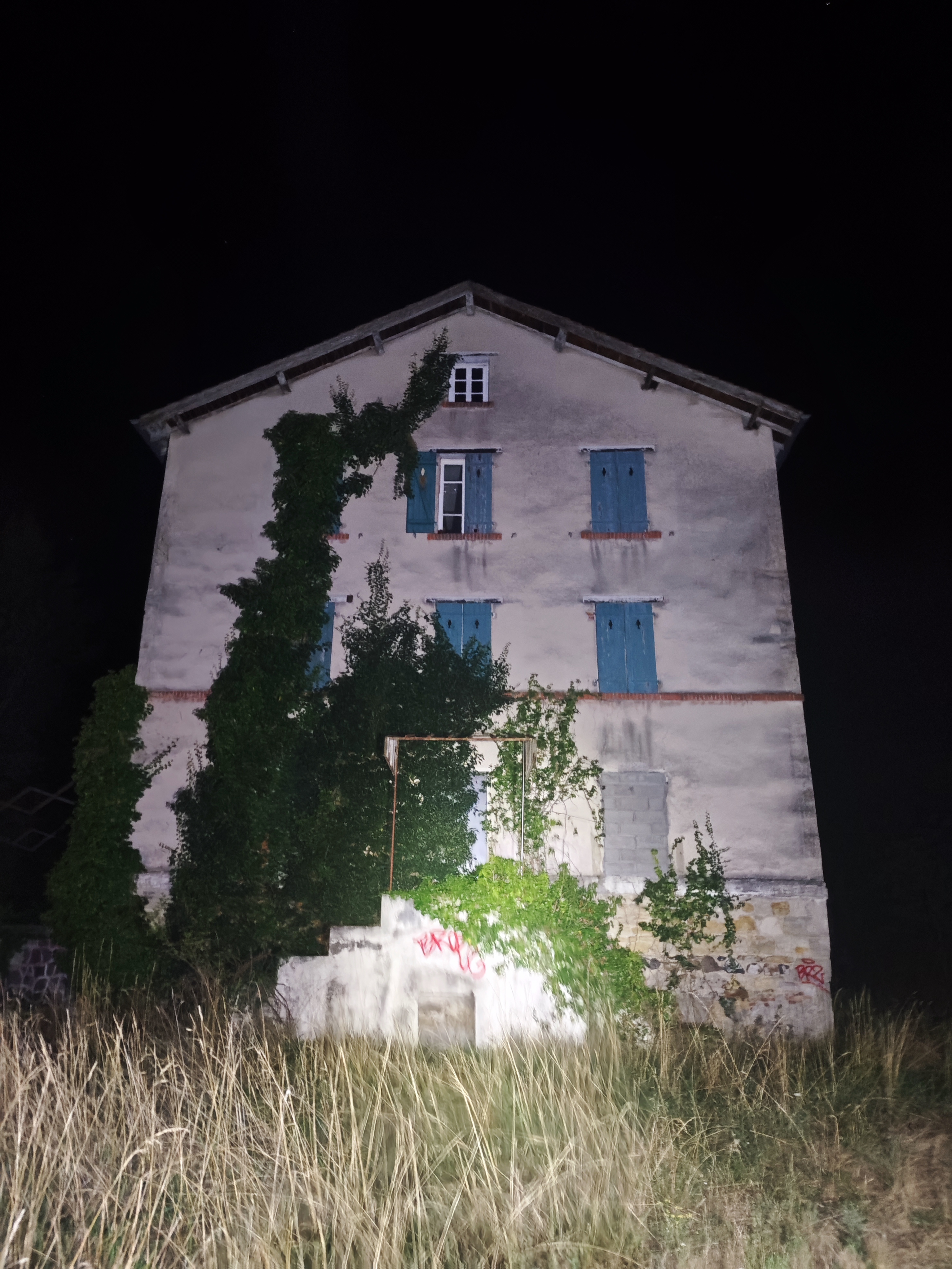 Sans nom — Lieu abandonné abandonné en Auvergne-Rhône-Alpes