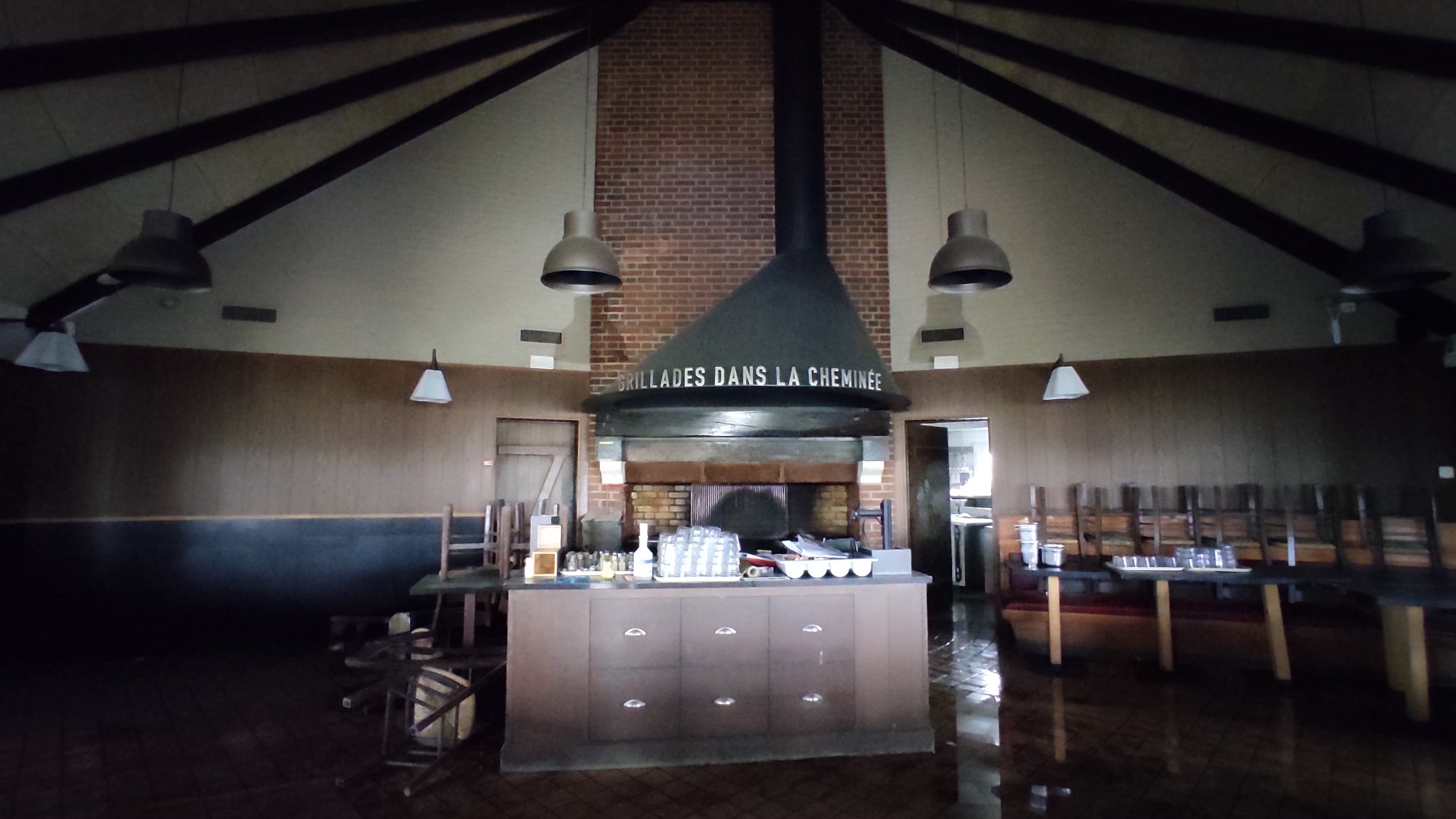 Ancien Restaurant — Lieu abandonné en Île-de-France