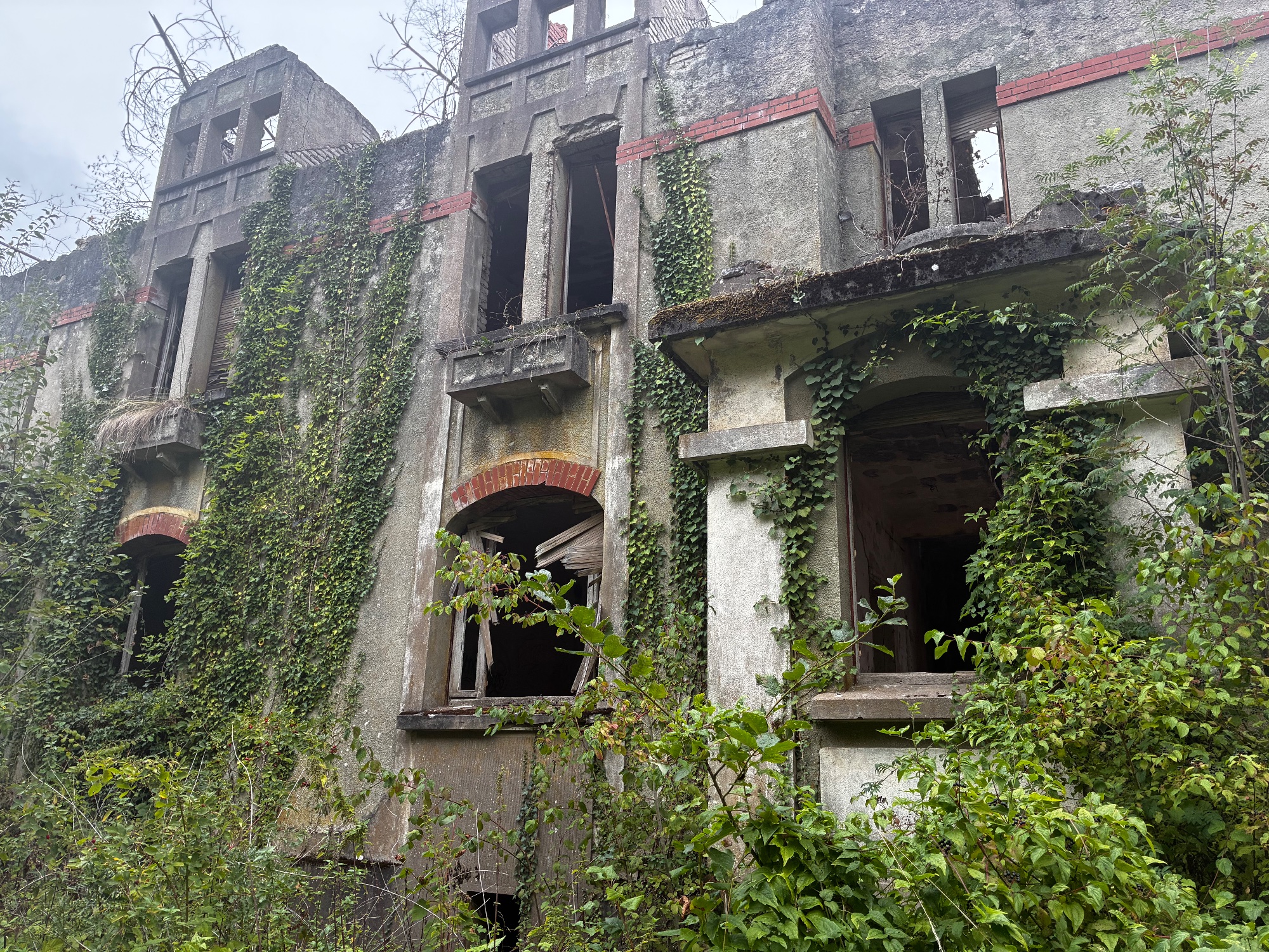 Ban st jean — Lieu abandonné en Grand Est