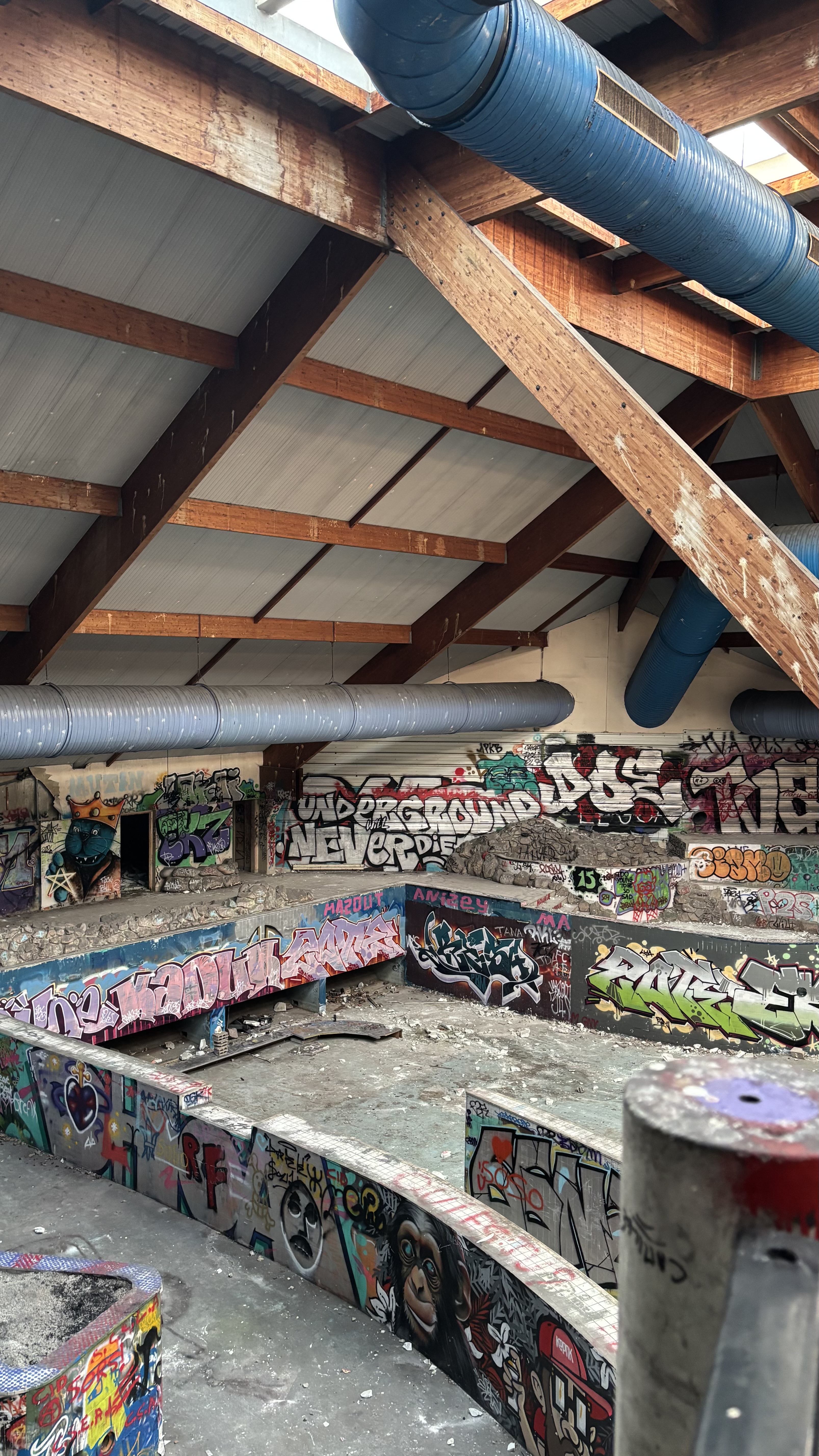 Piscine — Piscine abandonné en Normandie