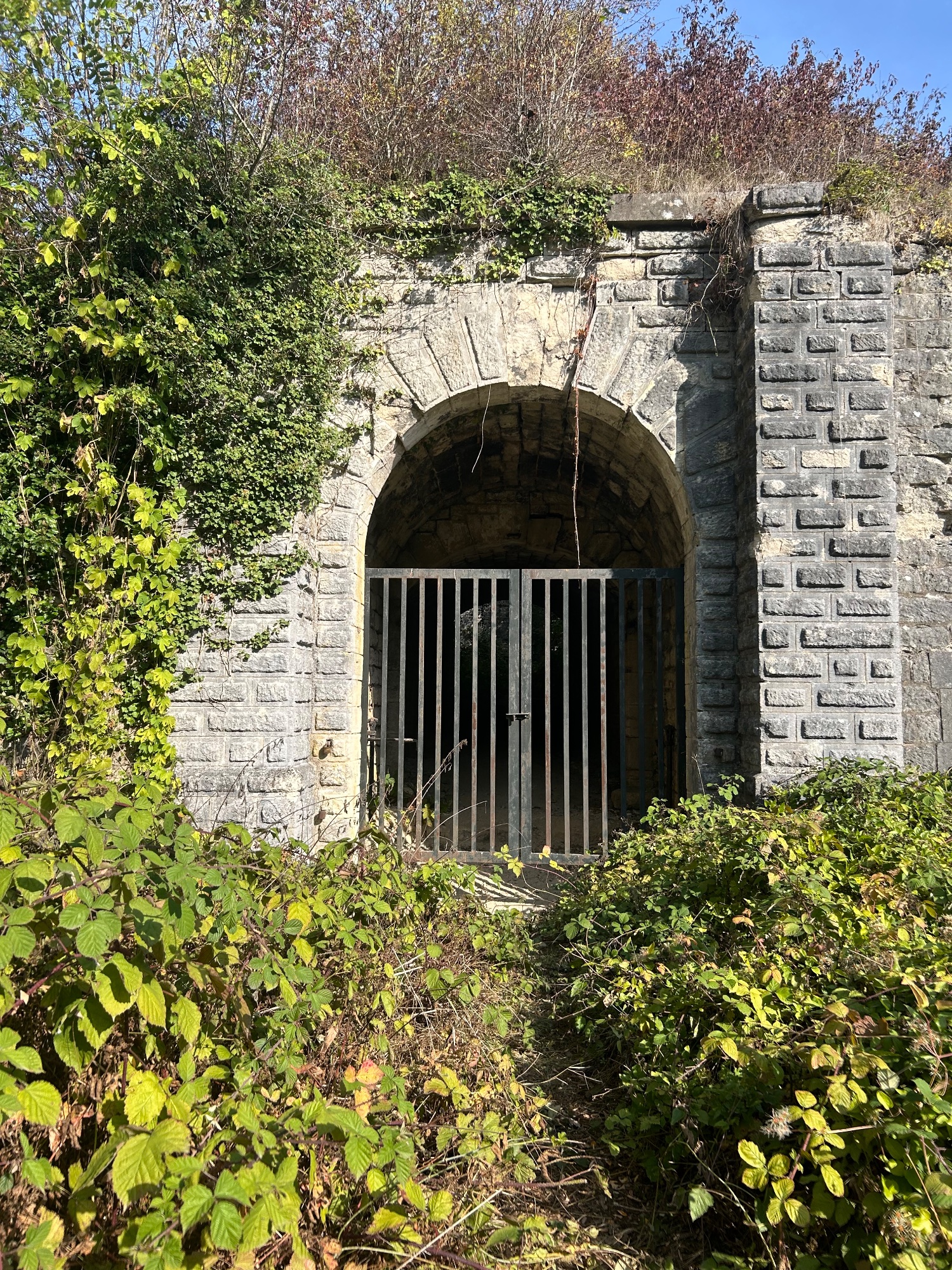 Fort de Belleville-sur-Meuse  — Fort abandonné en Grand Est