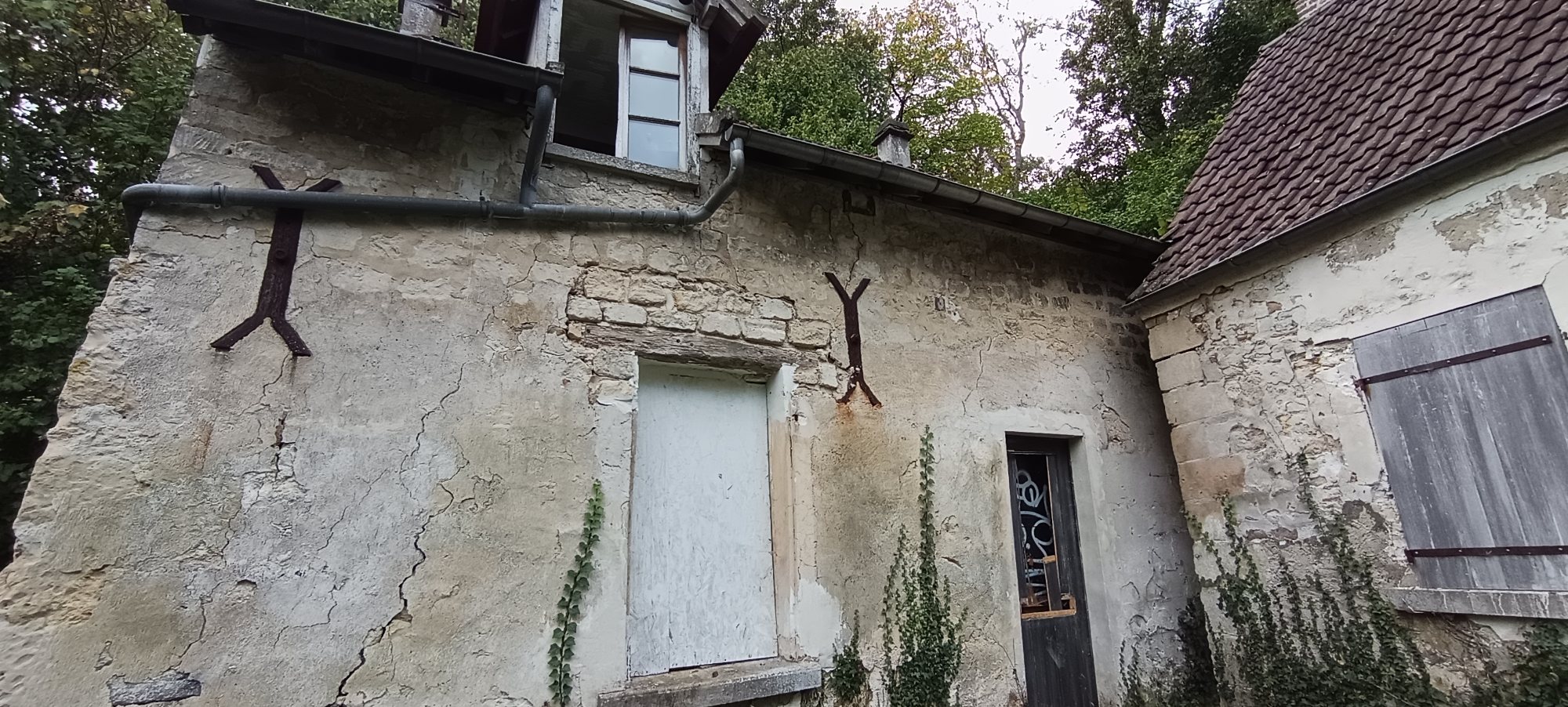 Maison abandonnée — Maison abandonnée en Île-de-France