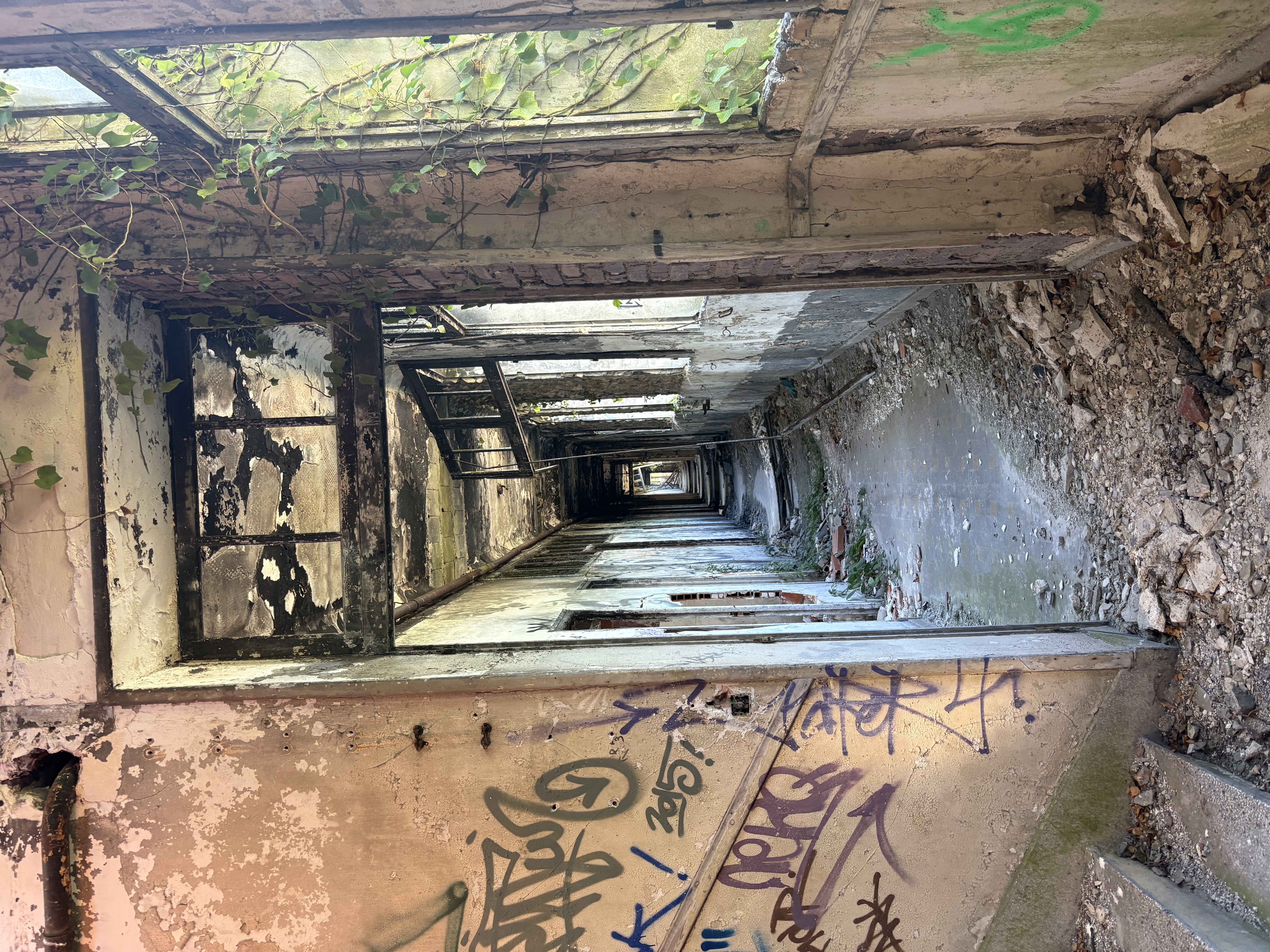 Batiment — Lieu abandonné abandonné en Normandie