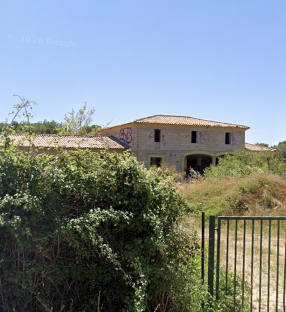 Villa abandonnée — Villa abandonné en Provence-Alpes-Côte d'Azur