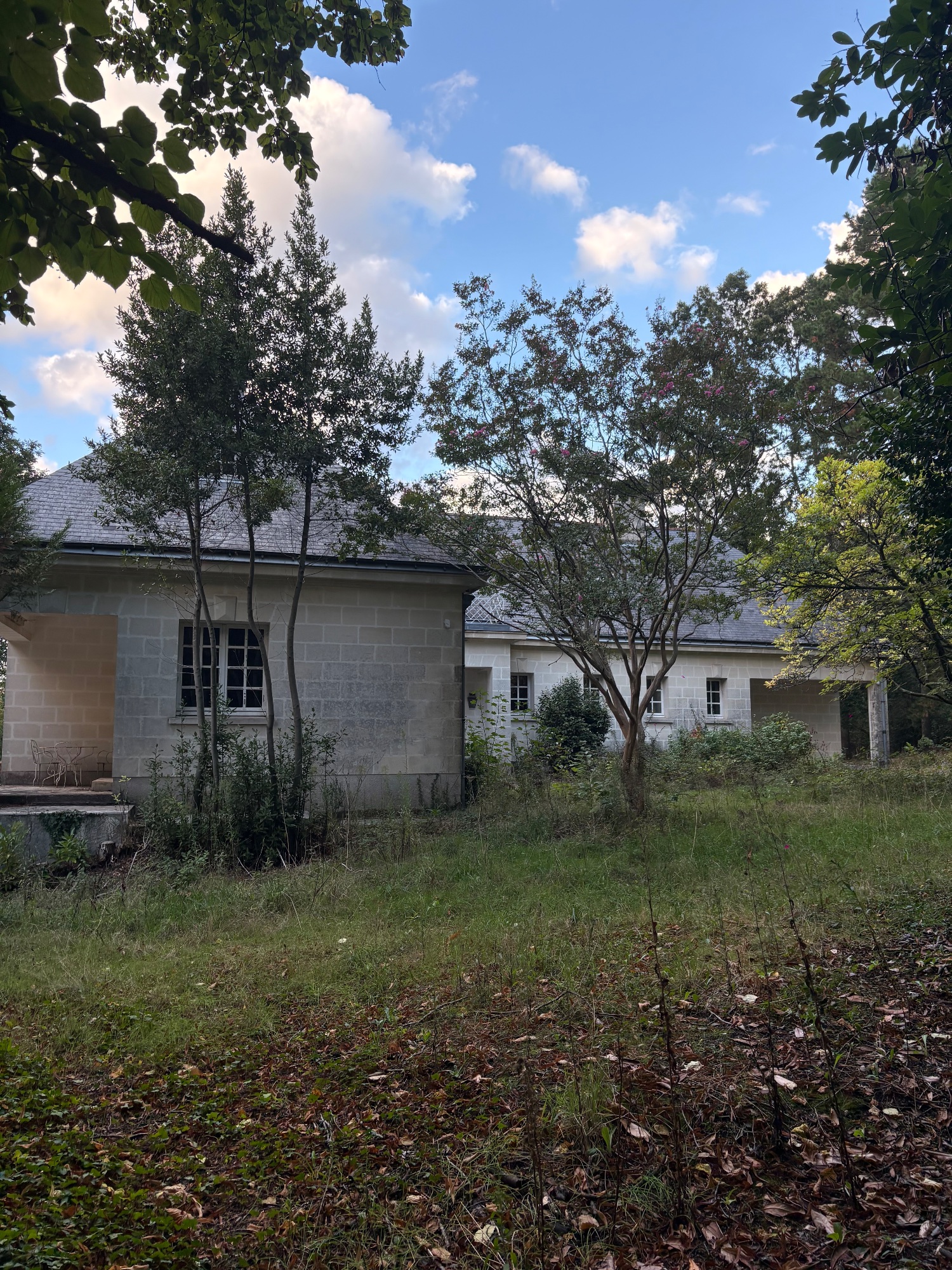 Maison au bord de la loire — Maison abandonnée