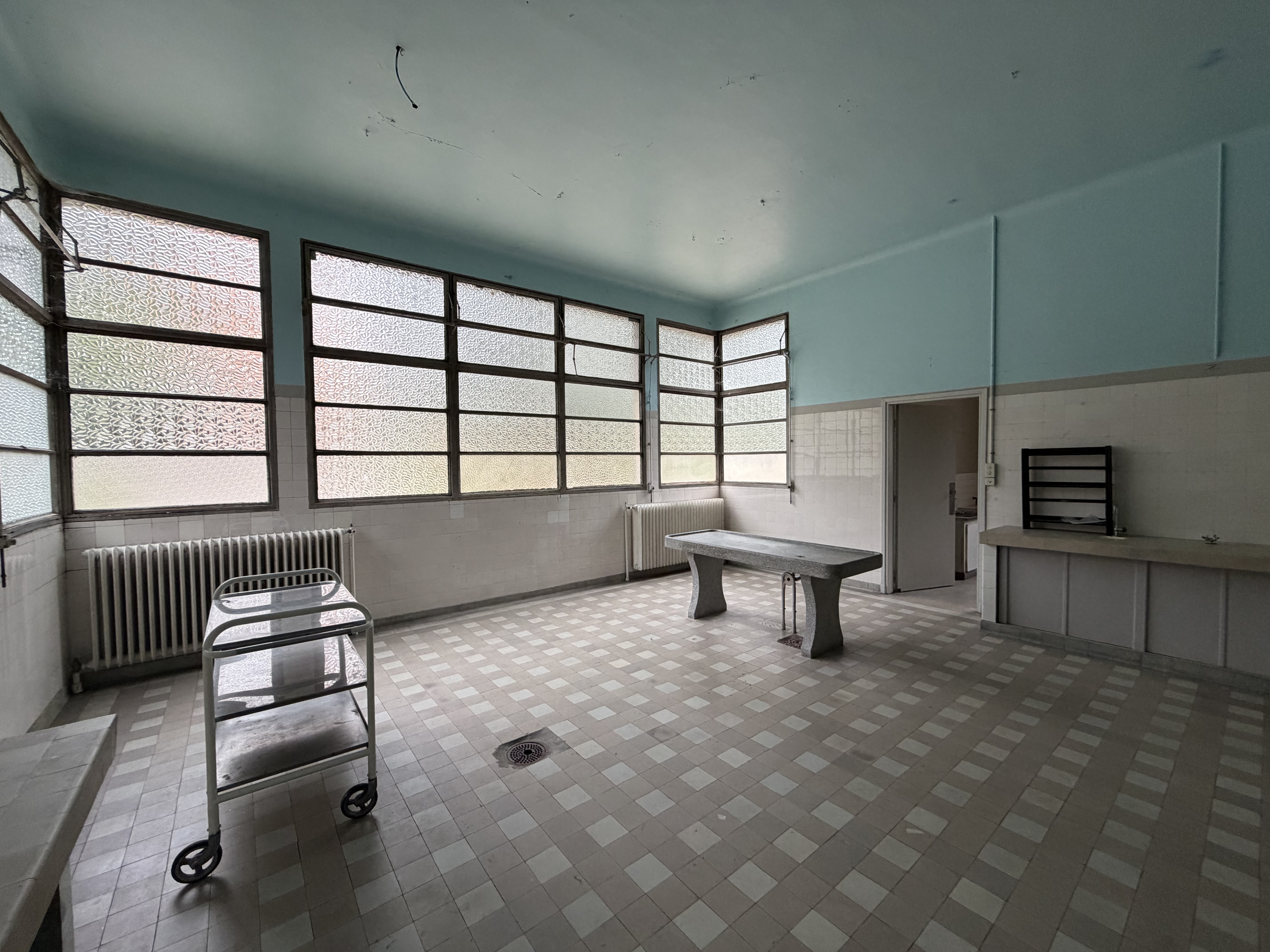 Morgue — Morgue abandonnée