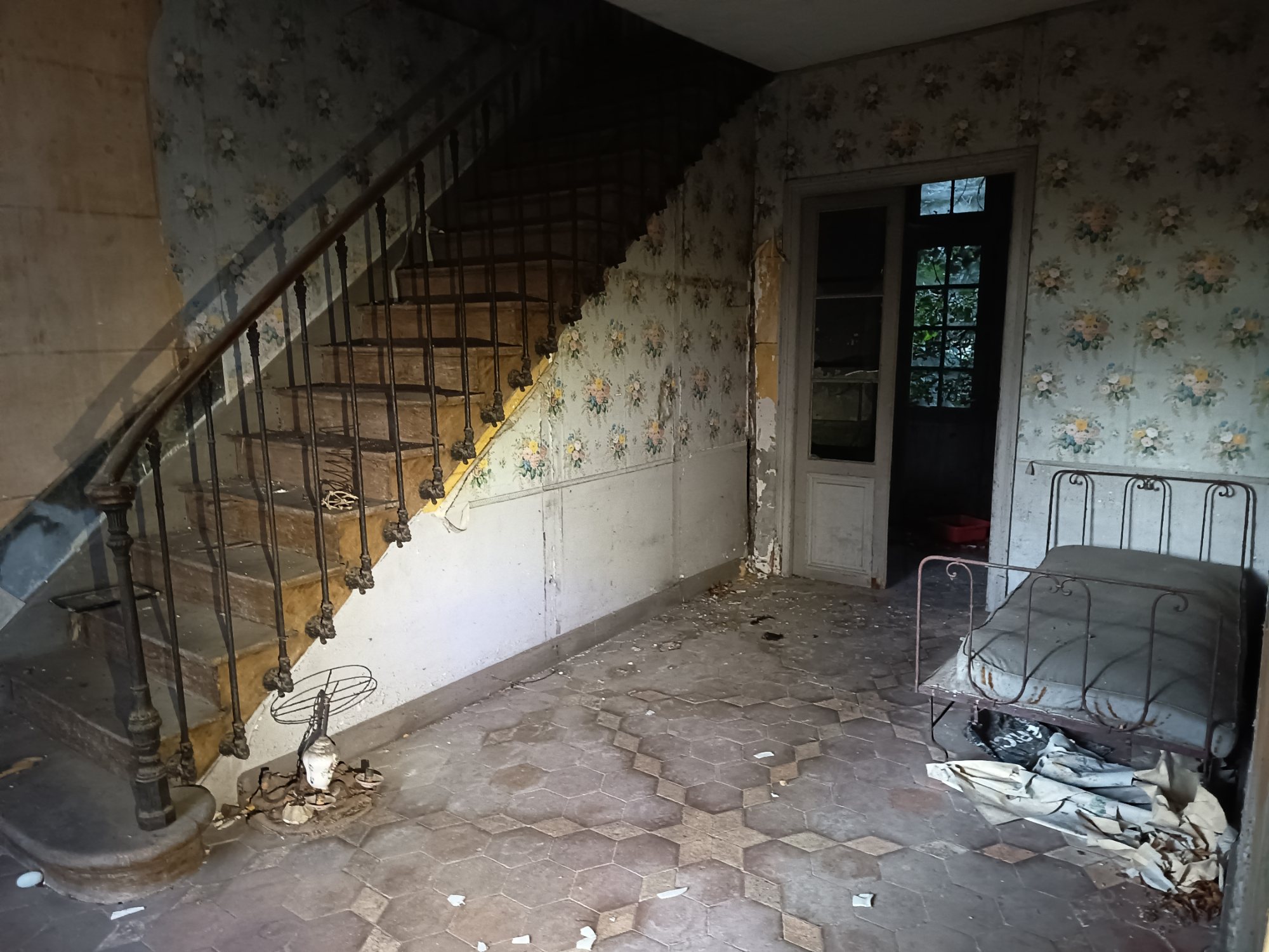 Manoir ténèbres — Manoir abandonné