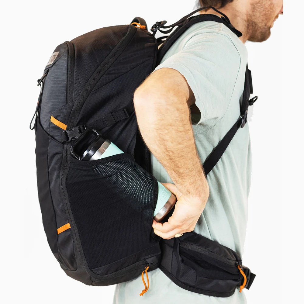 Sac photo Hyker 25L Daypack + Camera Cube + plaque adaptateur trépied